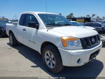  Salvage Nissan Titan