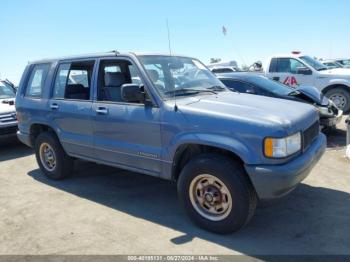  Salvage Isuzu Trooper