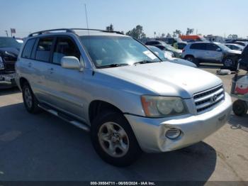  Salvage Toyota Highlander