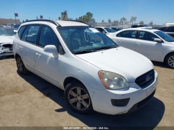  Salvage Kia Rondo