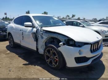  Salvage Maserati Levante