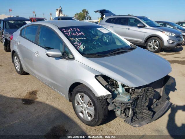  Salvage Kia Forte