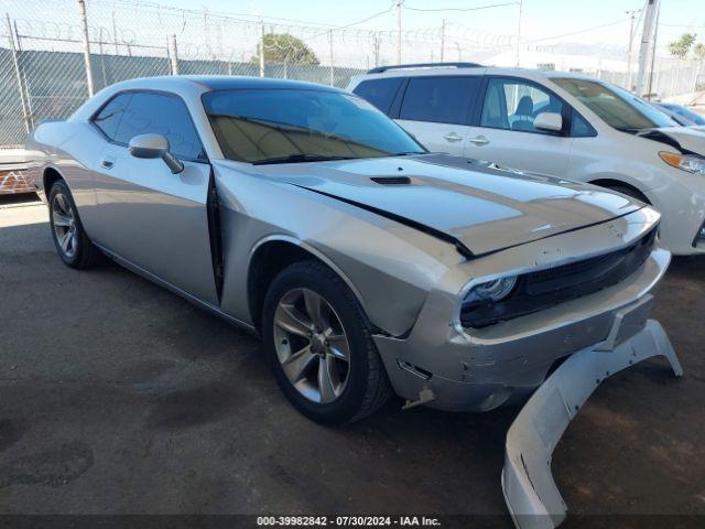  Salvage Dodge Challenger