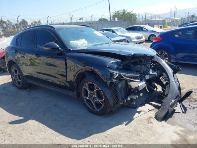  Salvage Alfa Romeo Stelvio