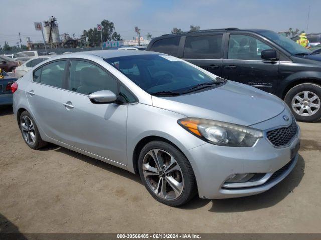  Salvage Kia Forte