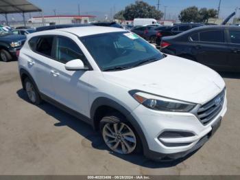  Salvage Hyundai TUCSON