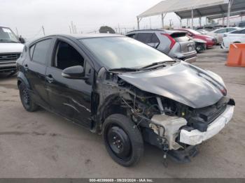  Salvage Toyota Prius c