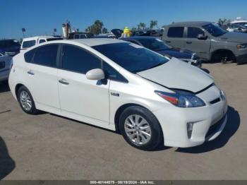  Salvage Toyota Prius