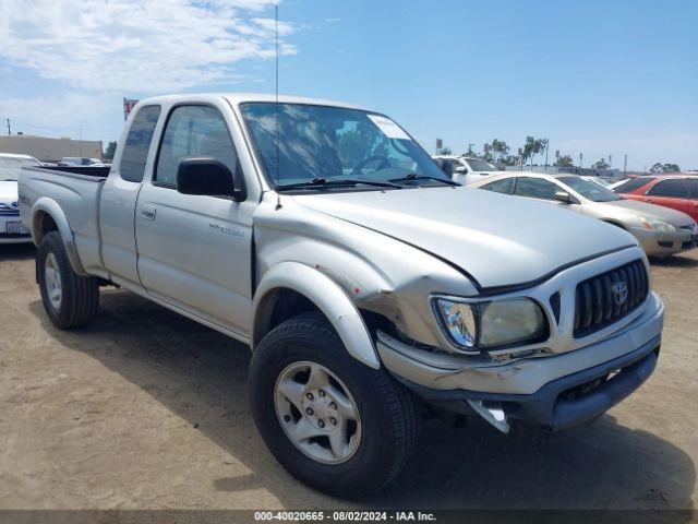  Salvage Toyota Tacoma