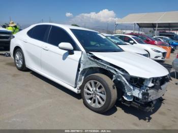  Salvage Toyota Camry