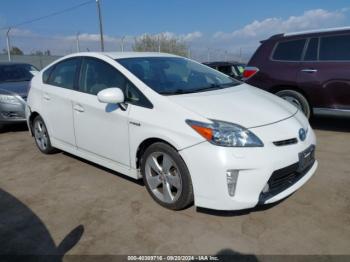  Salvage Toyota Prius