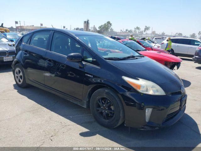  Salvage Toyota Prius