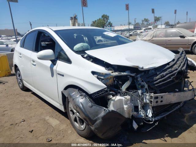  Salvage Toyota Prius