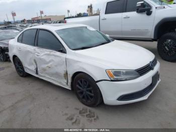  Salvage Volkswagen Jetta