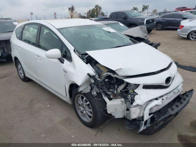  Salvage Toyota Prius v