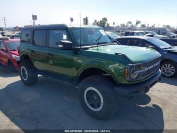  Salvage Ford Bronco