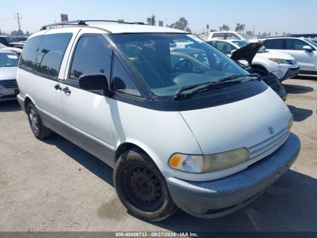  Salvage Toyota Previa