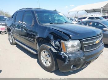  Salvage Chevrolet Avalanche