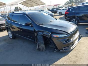  Salvage Jeep Cherokee