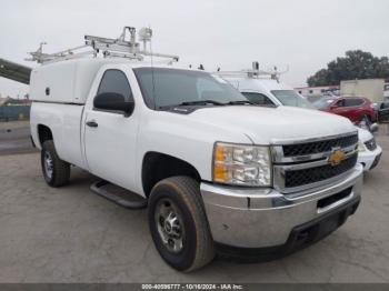  Salvage Chevrolet Silverado 2500