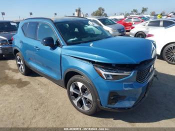  Salvage Volvo XC40