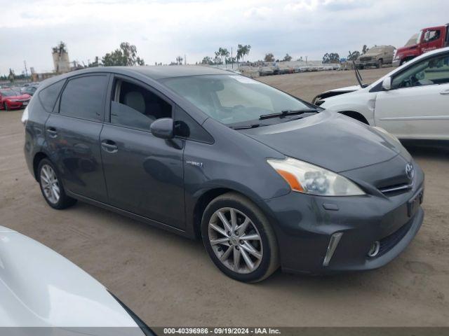  Salvage Toyota Prius v