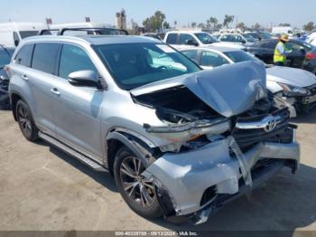  Salvage Toyota Highlander