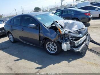  Salvage Toyota Prius