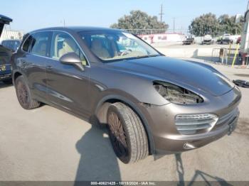  Salvage Porsche Cayenne