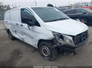  Salvage Mercedes-Benz Metris