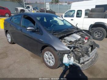  Salvage Toyota Prius