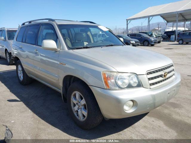  Salvage Toyota Highlander