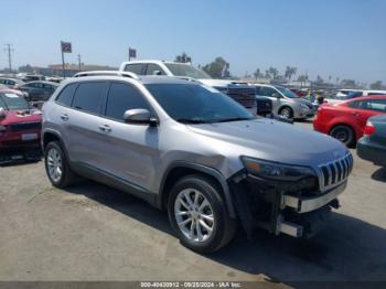  Salvage Jeep Cherokee