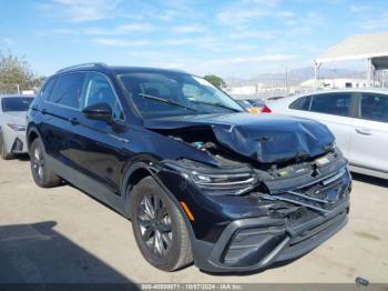  Salvage Volkswagen Tiguan