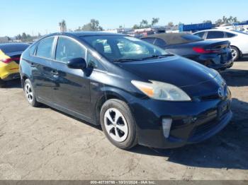  Salvage Toyota Prius