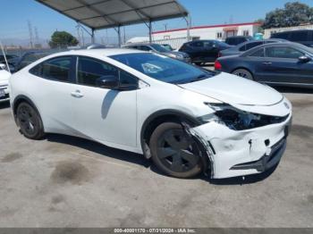  Salvage Toyota Prius