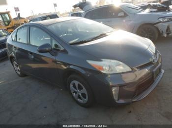  Salvage Toyota Prius