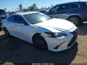  Salvage Lexus Es