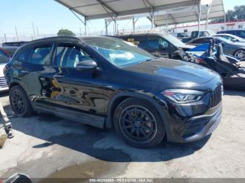  Salvage Mercedes-Benz GLA