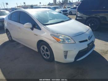  Salvage Toyota Prius