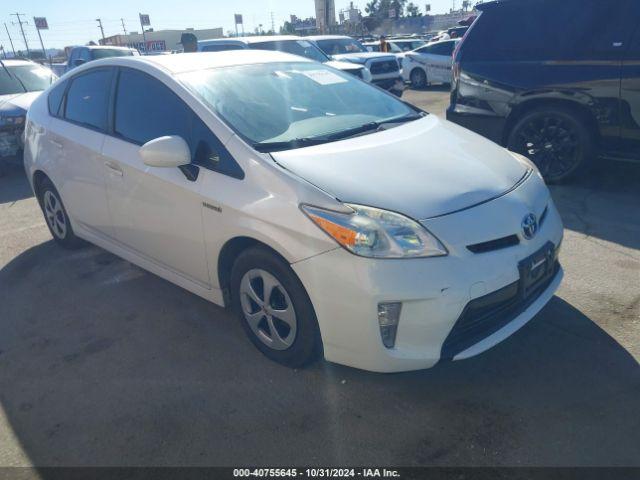  Salvage Toyota Prius