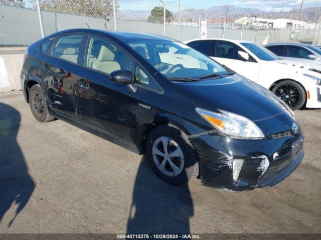  Salvage Toyota Prius