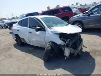  Salvage Nissan Versa