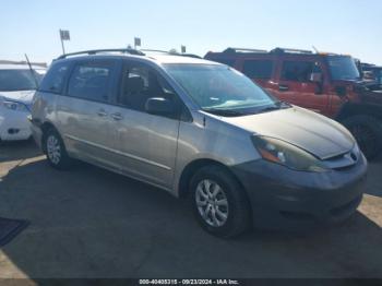  Salvage Toyota Sienna