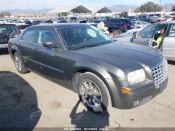  Salvage Chrysler 300