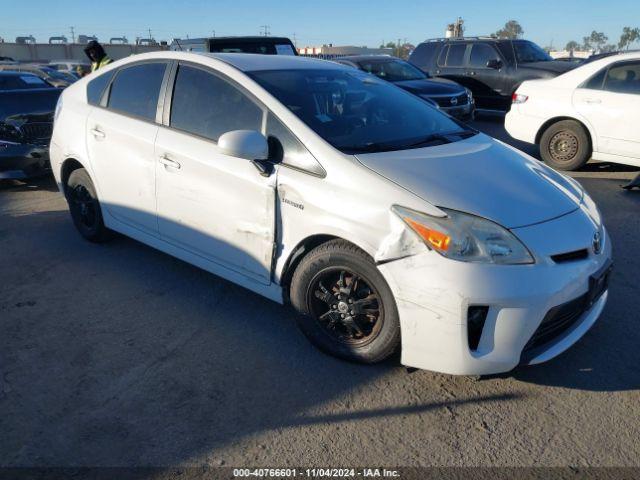  Salvage Toyota Prius