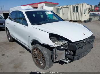  Salvage Porsche Cayenne E-hybrid