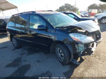  Salvage Toyota Sienna