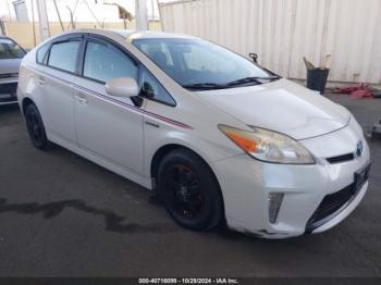  Salvage Toyota Prius