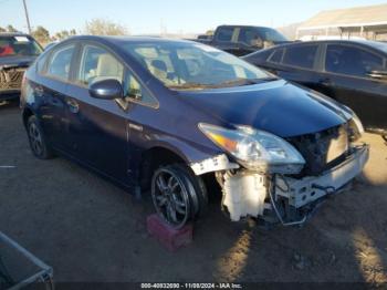  Salvage Toyota Prius